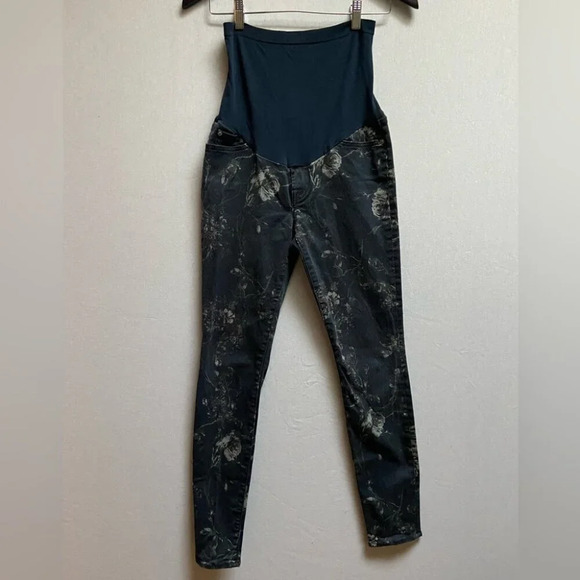 7 For All Mankind maternity jeans Sz 28 - Picture 1 of 9
